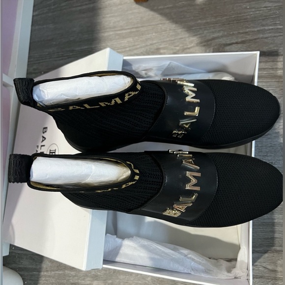 BALMAIN
Black Cameron sock sneakers - Picture 4 of 10